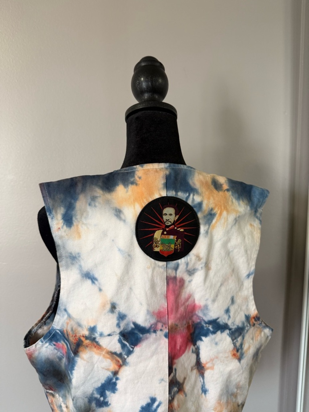 David David Rastafari Tie-Dye Button Vest in Blue and Cream